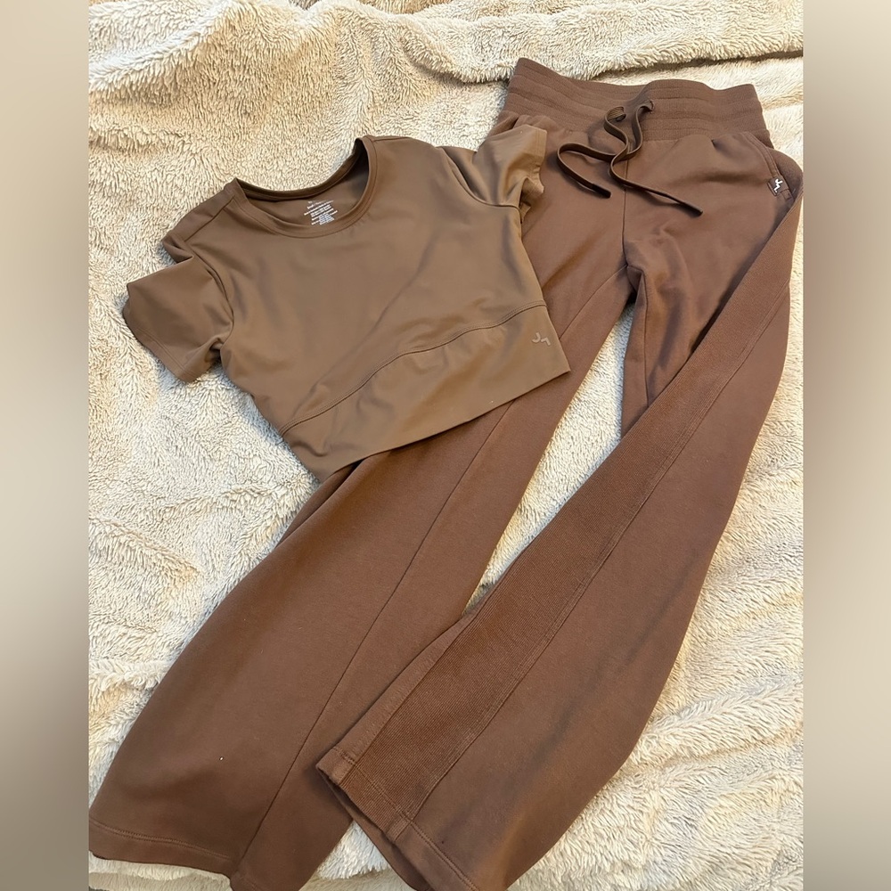 Joy Lab brown lounge/athleisure set, XS pants and small crop top, Never worn!